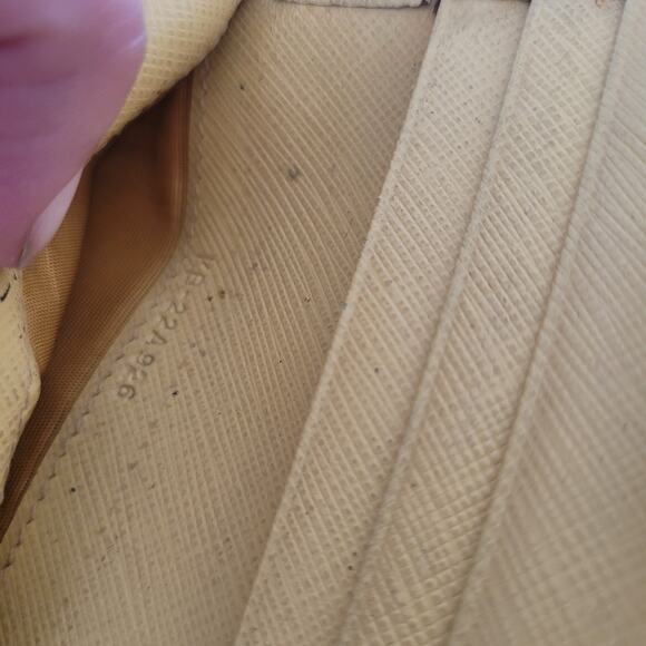 Salvatore Ferragamo Vala Wallet Leather Yellow Small Compact Card Bill Fair - Picture 6 of 12